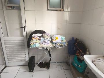 �rea de servi�o 