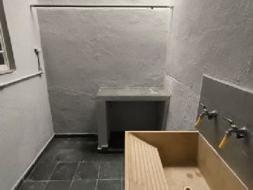 �rea de servi�o 