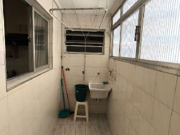 �rea de servi�o 