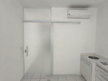 Sala com arm�rios 