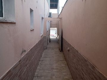 Entrada Lateral 
