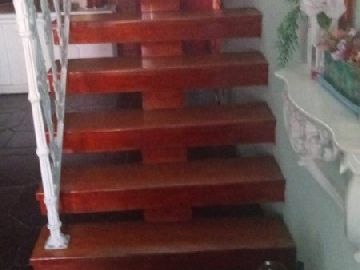 Escada entre Pavimentos 