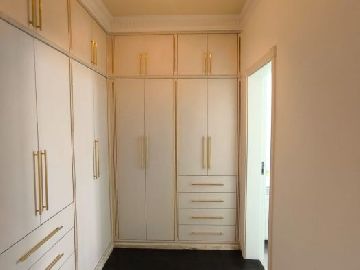 Dormit�rio Suite com Closet 