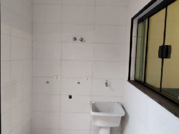 �rea de servi�o 