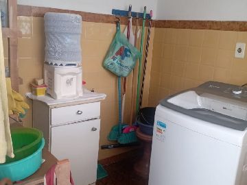 �rea de servi�o 