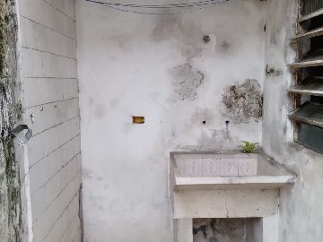 �rea de servi�o 