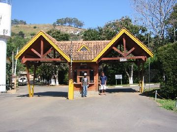 Entrada Condominio 