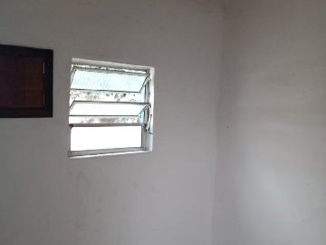 �rea de servi�o 