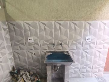 �rea de servi�o 