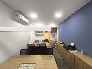 Sala com Mesas 