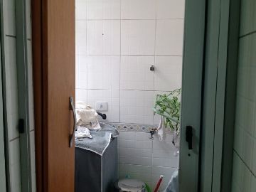 �rea de servi�o 