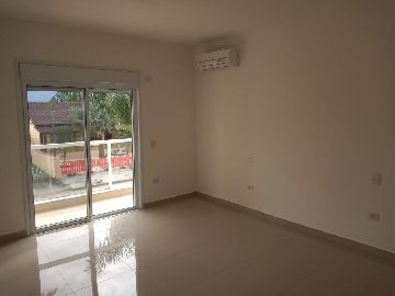 Dormit�rio Suite Com Sacada 