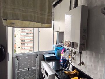 �rea de servi�o 