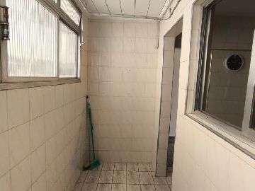 �rea de servi�o