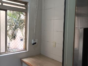 �rea de servi�o 