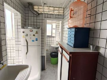 �rea de servi�o 