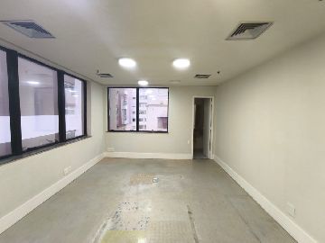 Saka com divis�ria de drywall