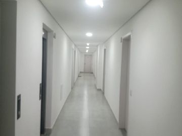 Corredor Apartamentos 