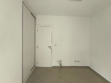 Dormit�rio com Sacada 