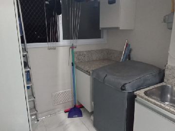 �rea de servi�o 