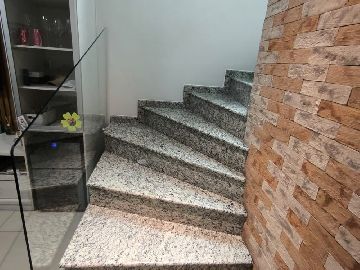 Escada entre Pavimentos 