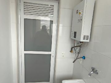 �rea de servi�o