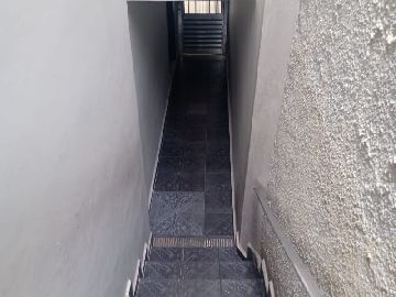 Escada entrada Im�vel 