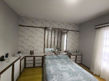 Dormit�rio com Sacada