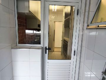 �rea de servi�o