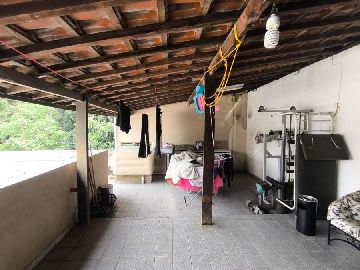 �rea de servi�o e Varanda Casa 01 