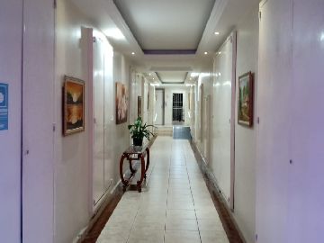 Corredor de entrada condom�nio