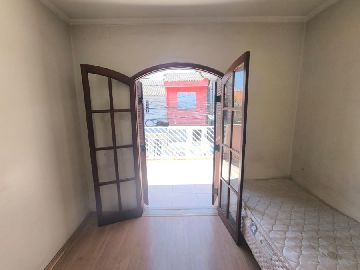 Dormit�rio com Sacada 