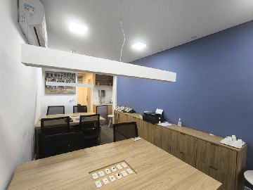 Sala com Mesas 
