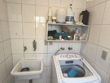 �rea de servi�o 