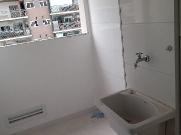 �rea de servi�o 