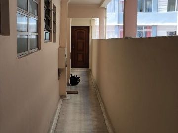 Corredor de Apartamentos 