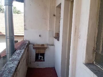 �rea de servi�o 