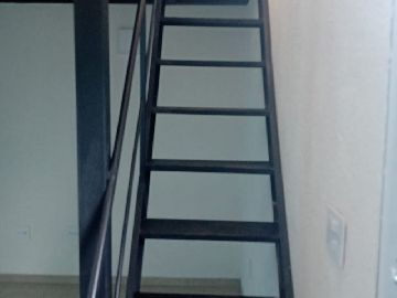 Escada Mezanino 