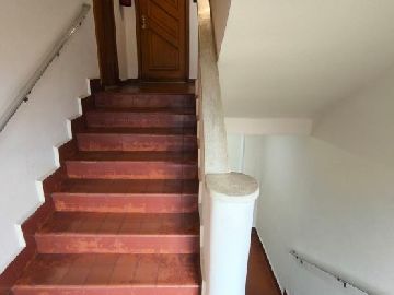 Escada Condominio