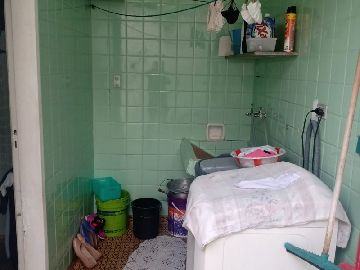 �rea de servi�o 