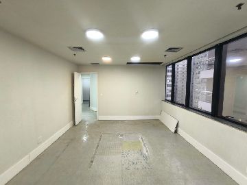 Saka com divis�ria de drywall