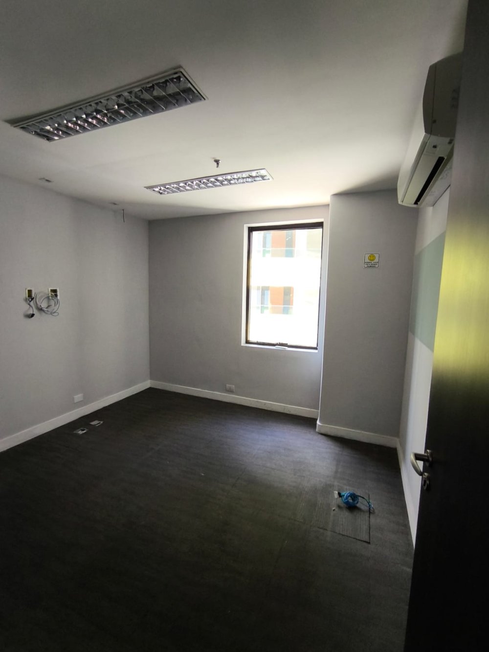 Sala com Aparelho Ar condicionado 