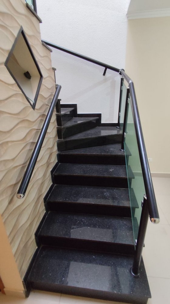 Escada entre Pavimentos 