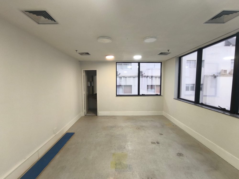 Saka com divis�ria de drywall