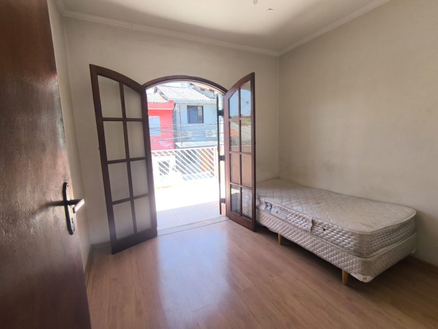 Dormit�rio com Sacada 