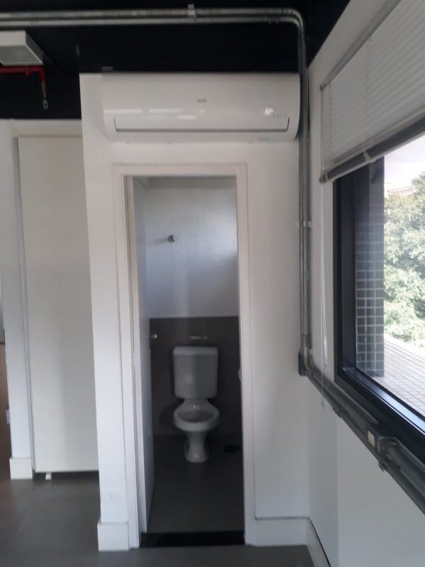 Banheiro sala e ar condicionado