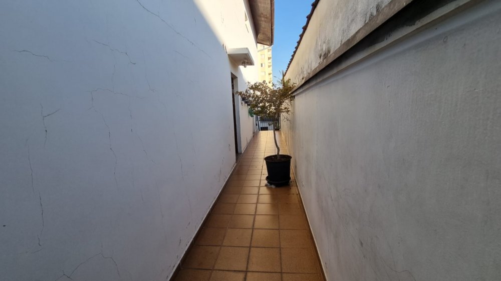 Corredor de Entrada Lateral