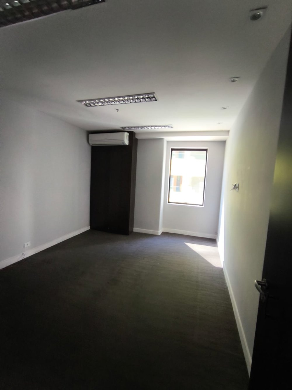 Sala com Aparelho Ar condicionado 