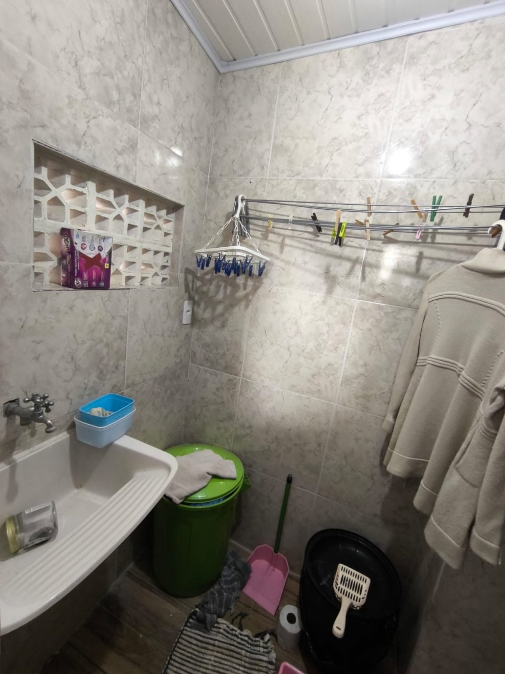 �rea de Servi�o Edicula 