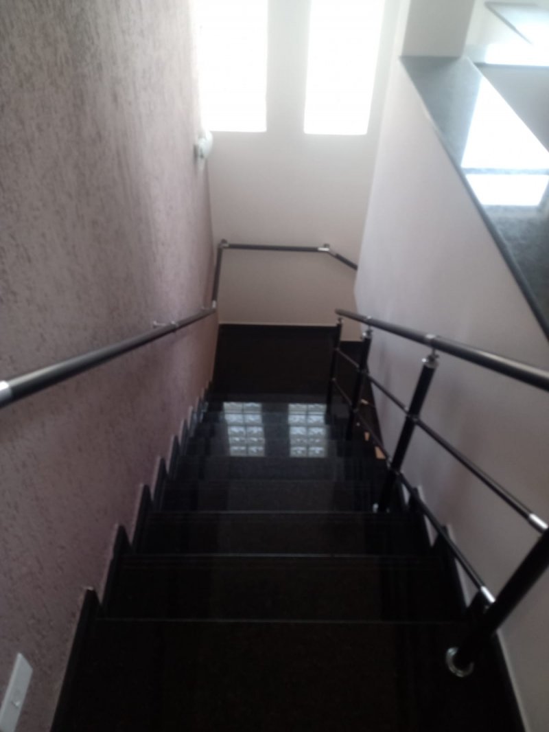 Escada entre Pavimentos 